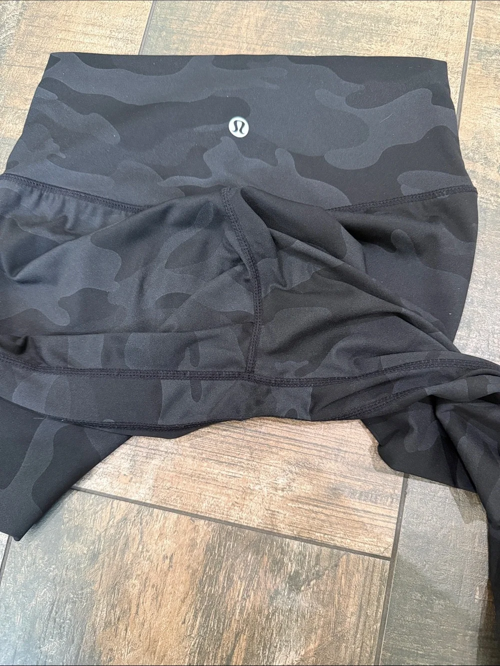 lululemon athletica Kids Black Camo High-Waist Leggings - Picture 5 of 5